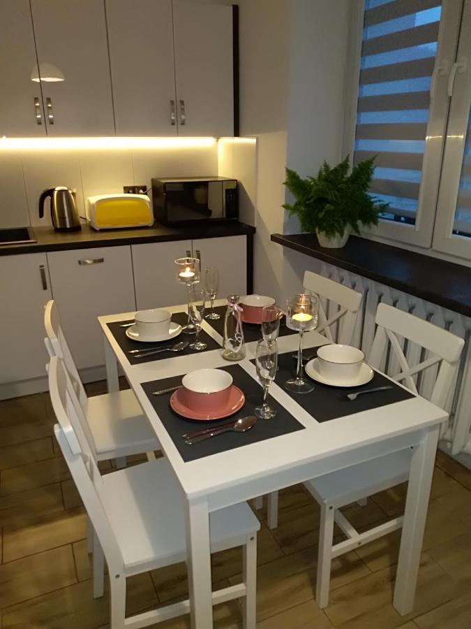Apartament Ustrzycki Apartment อุสชิกีดอลเน ภายนอก รูปภาพ