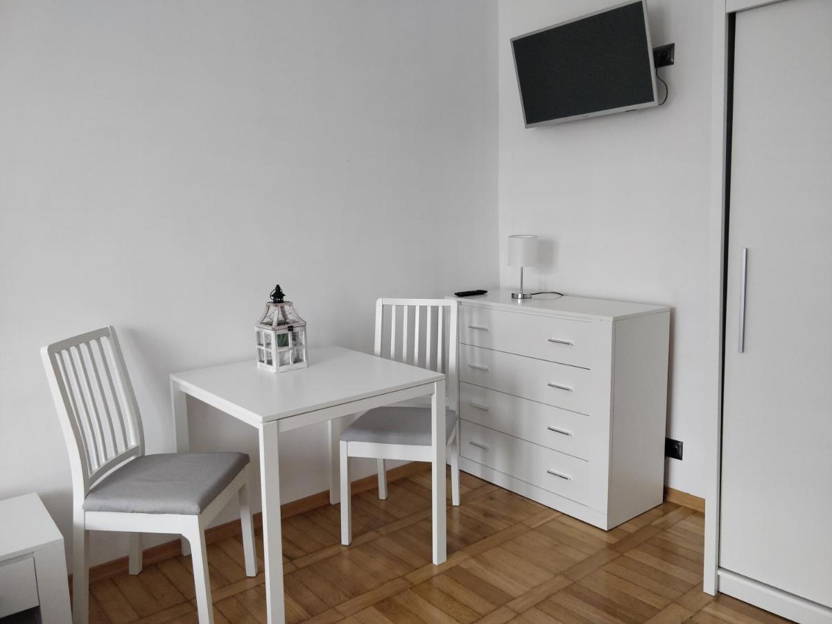 Apartament Ustrzycki Apartment อุสชิกีดอลเน ภายนอก รูปภาพ